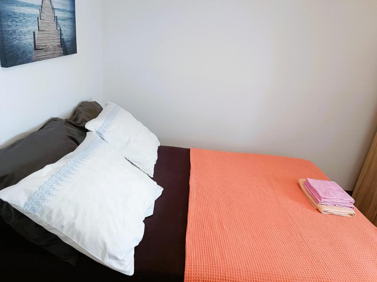 Apartments Babic 50 Meters From The Beach Вир Экстерьер фото