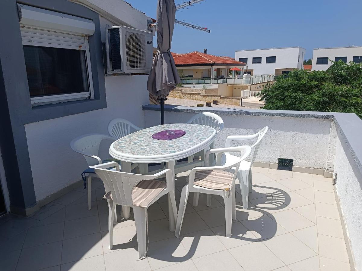 Apartments Babic 50 Meters From The Beach Вир Экстерьер фото
